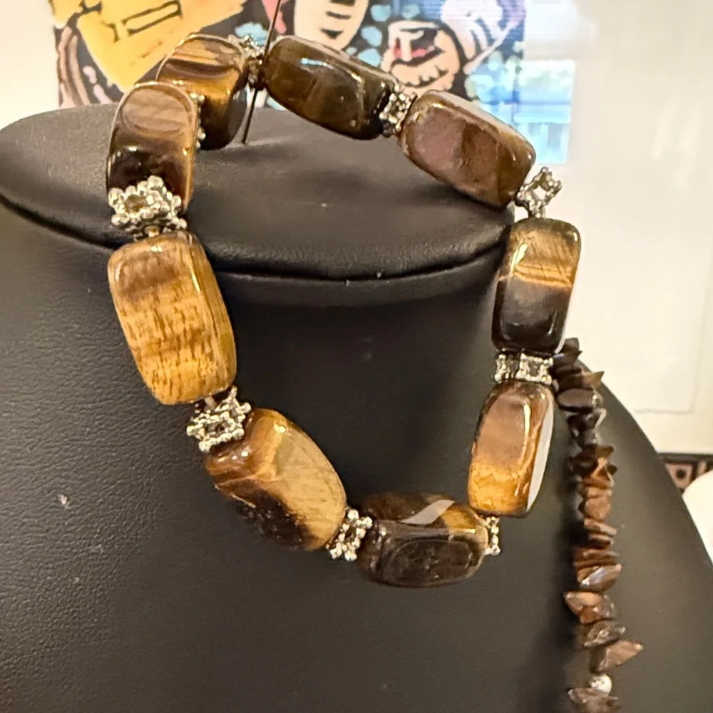 Genuine Tiger's Eye Gemstone Beaded Chip Nugget Necklace & Bracelet Set - Picture 3 of 4